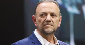 Críticas a Lula por escolhas de desfile são ridículas, afirma Edinho