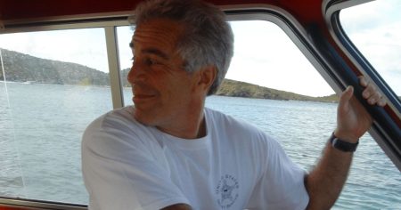 Documentos revelam tentativas de Epstein de estabelecer relações no Oriente Médio