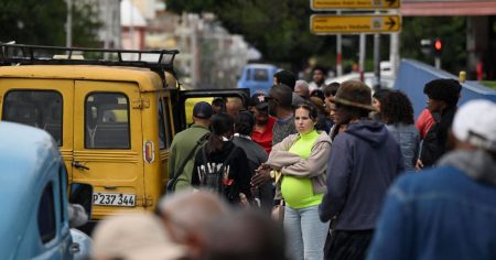 Crise econômica agrava-se em Cuba com escassez de combustível após sanções dos Estados Unidos