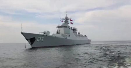 Irã e Rússia realizam exercícios navais conjuntos nesta quinta-feira, informa agência