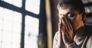 Brasil estuda táticas para combater drogas enquanto viabilidade de erradicação permanece em debate