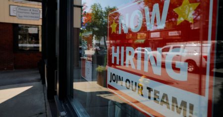 EUA criam em média 10.250 vagas semanais no setor privado, segundo ADP